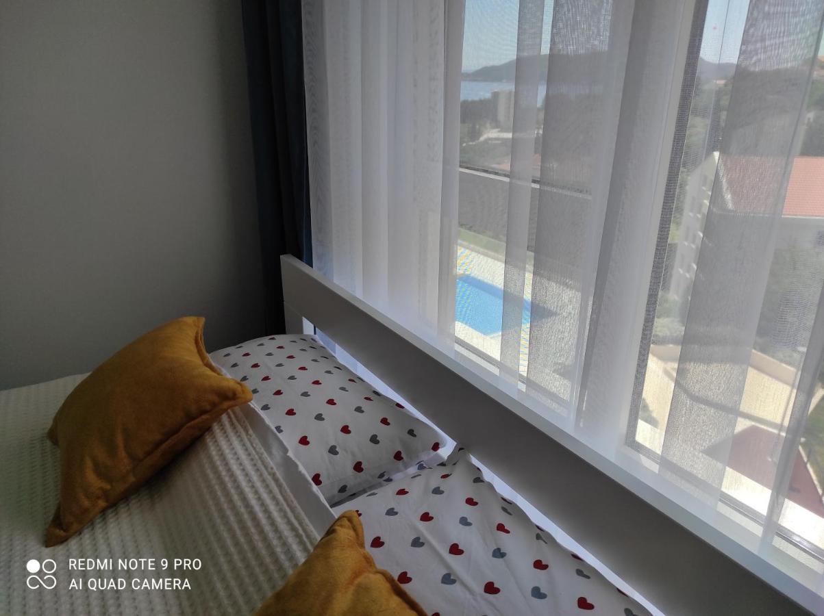 Comfort Studio With Sea View And Swimming Pool เบชิชิ ภายนอก รูปภาพ
