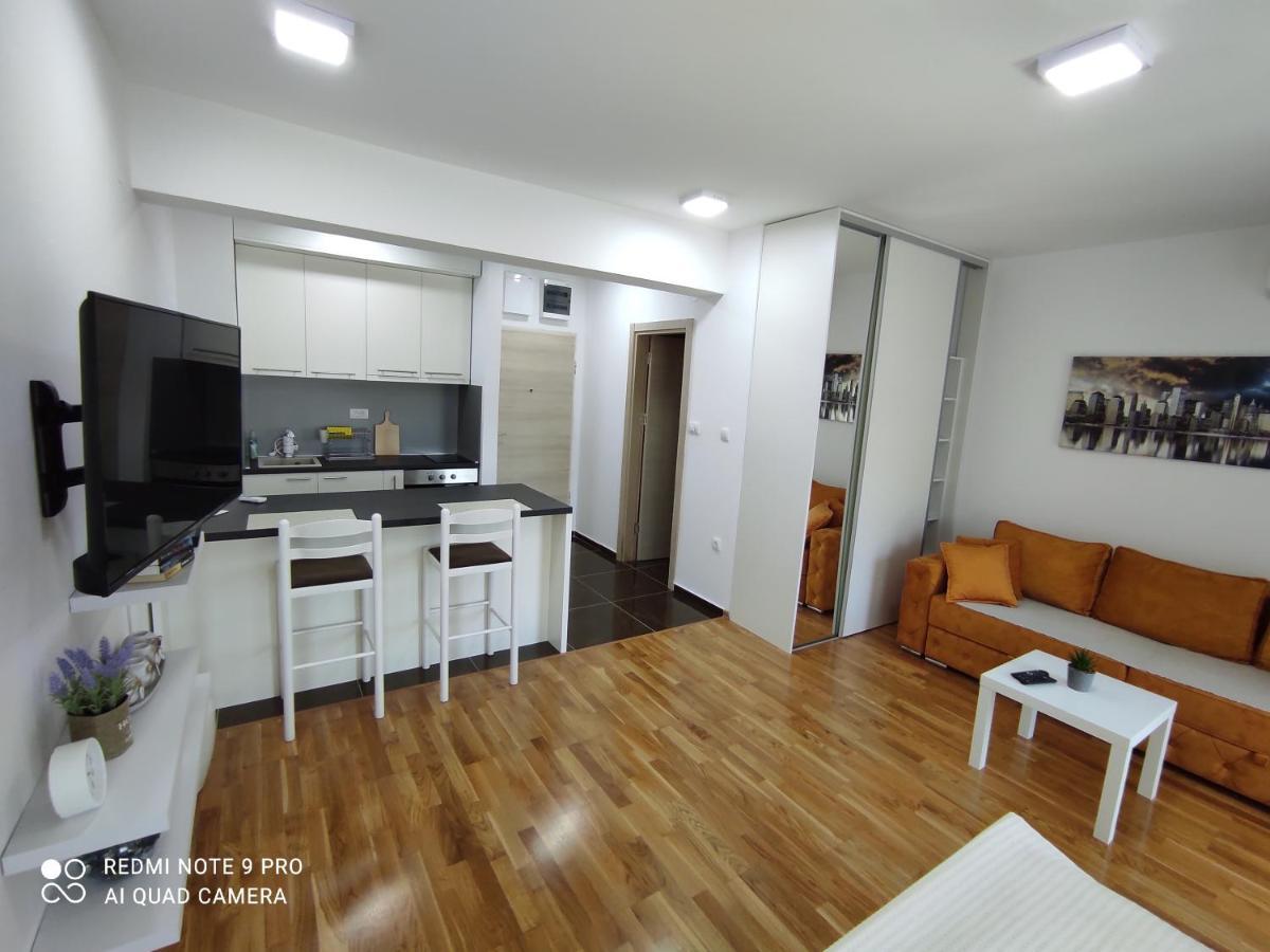 Comfort Studio With Sea View And Swimming Pool เบชิชิ ภายนอก รูปภาพ